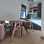 Dvosjed Διαμέρισμα *