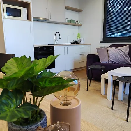 Dvosjed ياهورينا