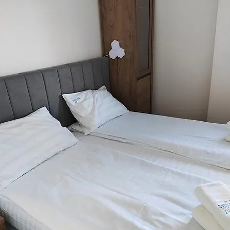 Dvosjed Apartment *