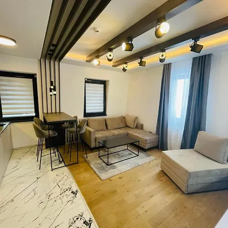 Apartment Dvosjed *