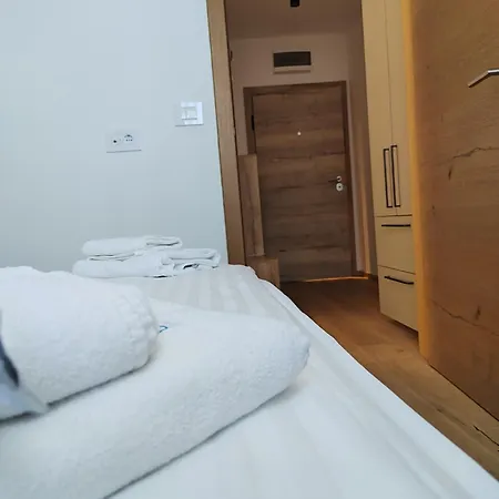 Dvosjed *