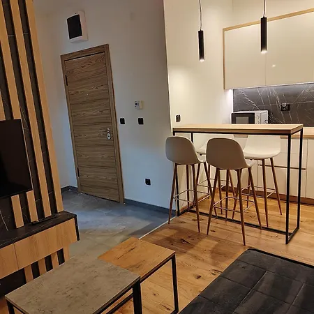 Dvosjed * ヤホリナ