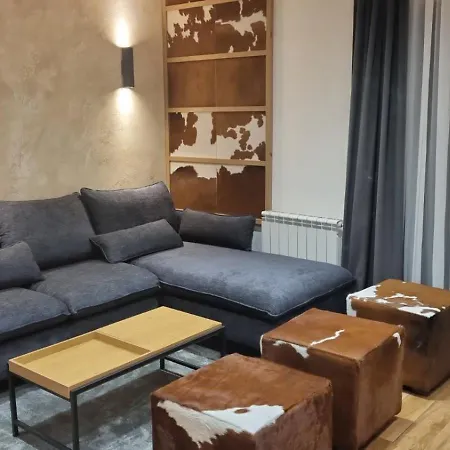 Apartment Dvosjed